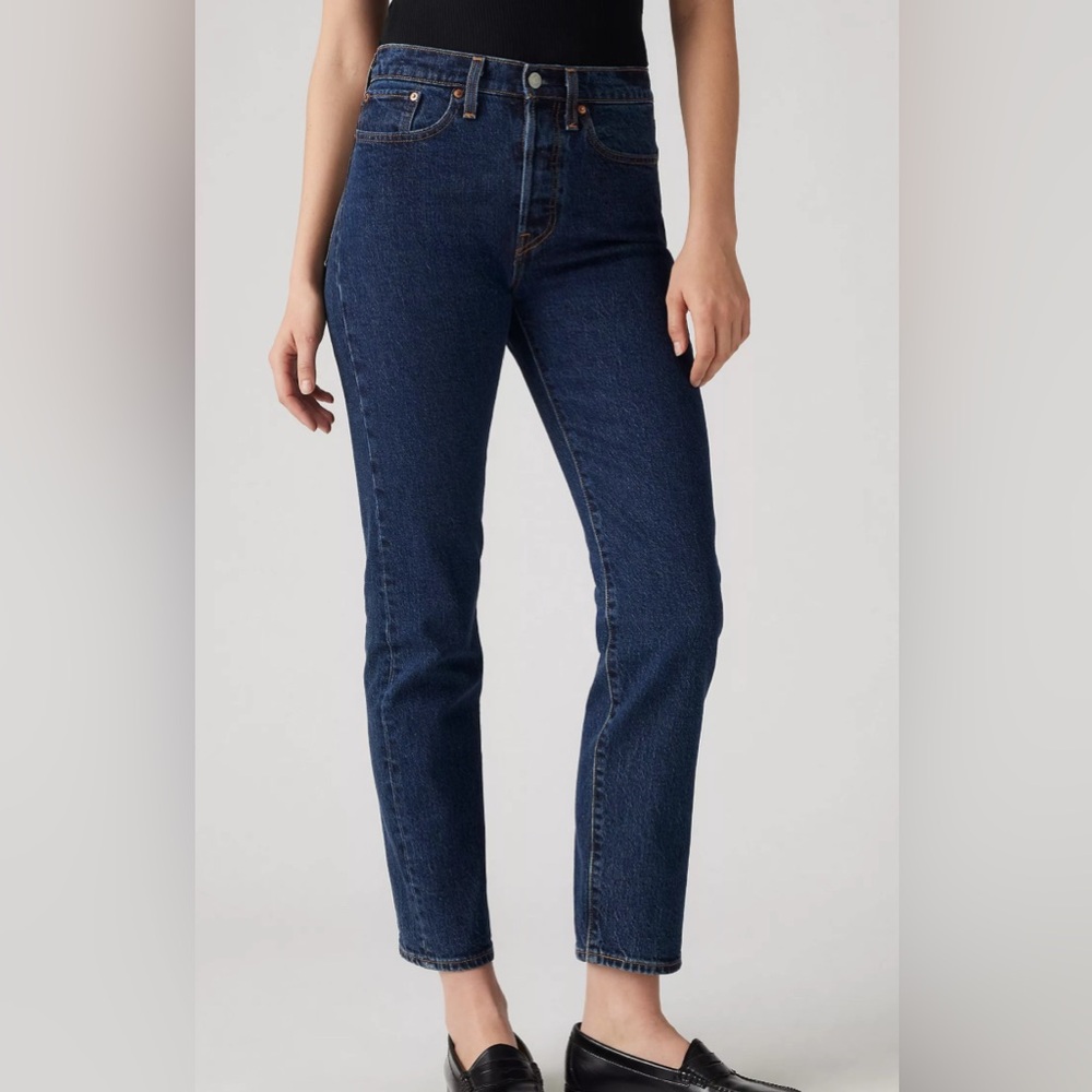 Levi’s Wedgie Straight Jeans